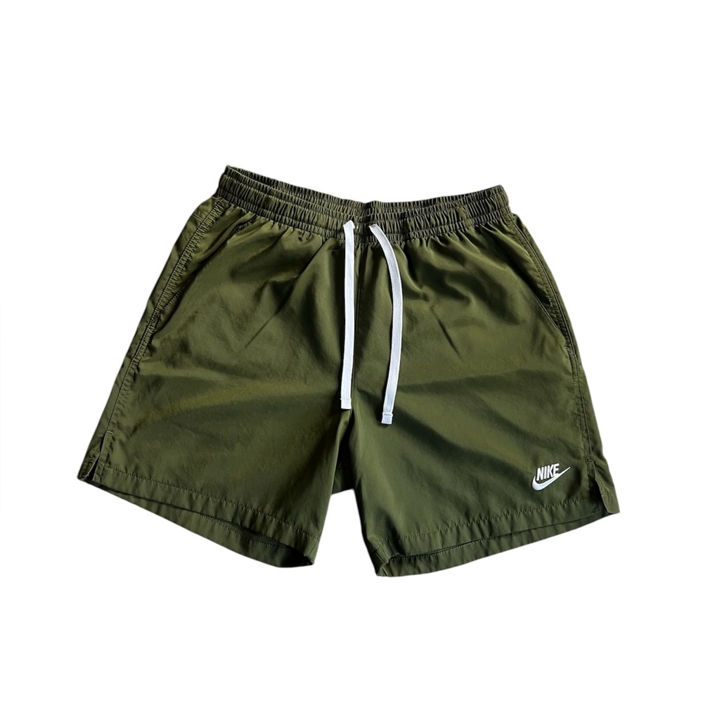Nike Men’s Woven Flow Shorts
